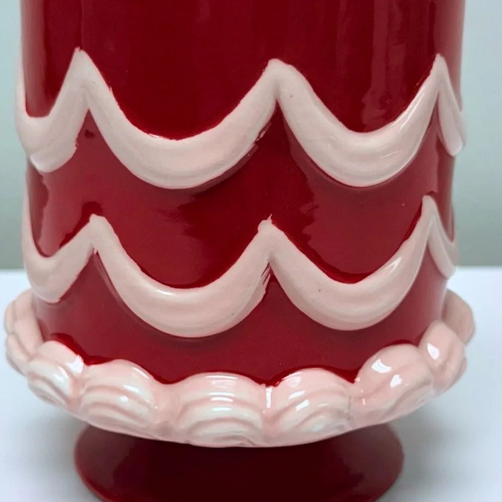 New Target Bullseye Playground Red Cake Ceramic Holder